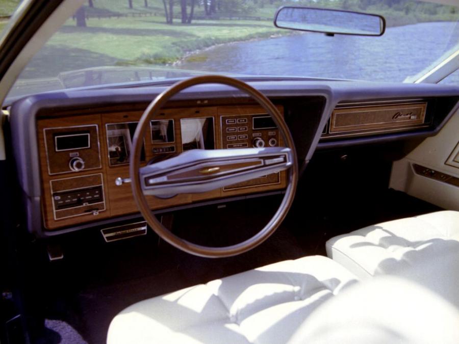  Lincoln Continental Mark IV 1972 года  (фото 4 из 5)
